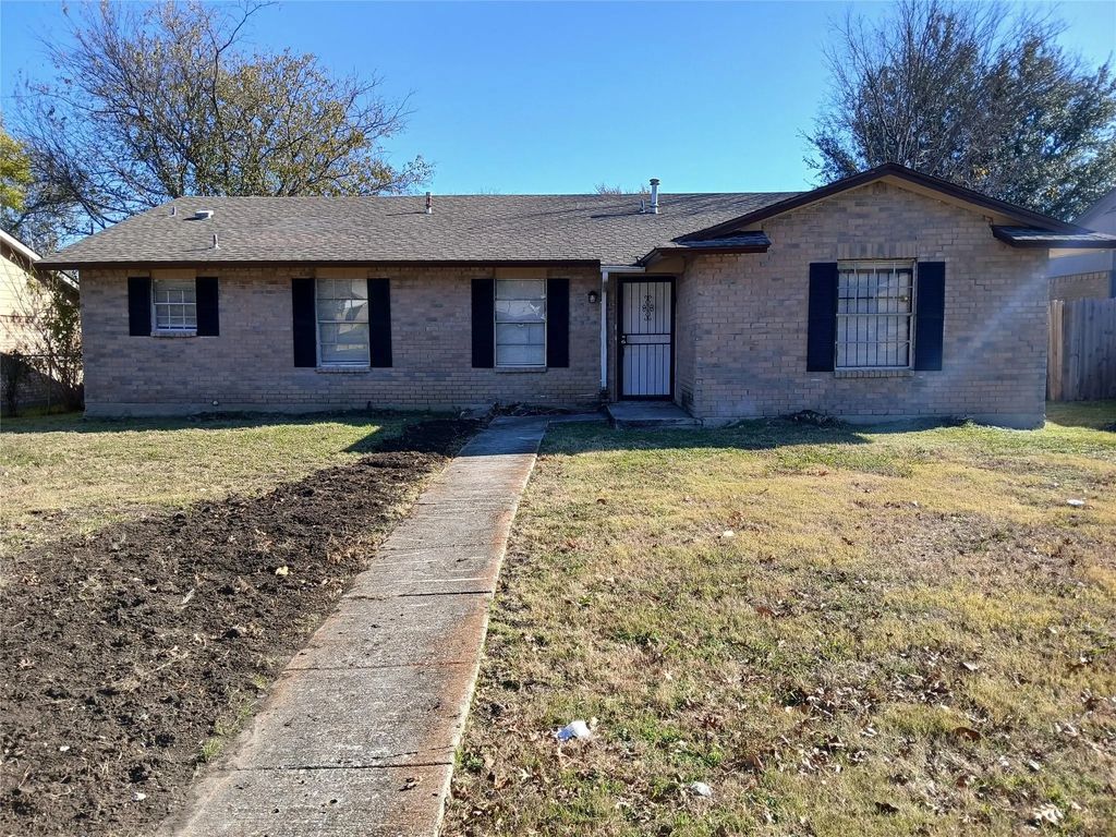 7840 Mirage Valley Drive, Dallas