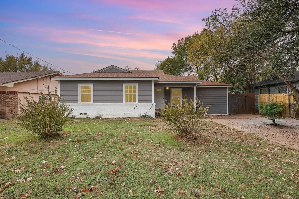 517 Thompson Street, Irving