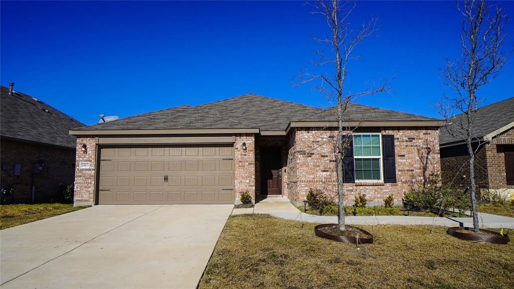 1913 Javelina Street, Royse City