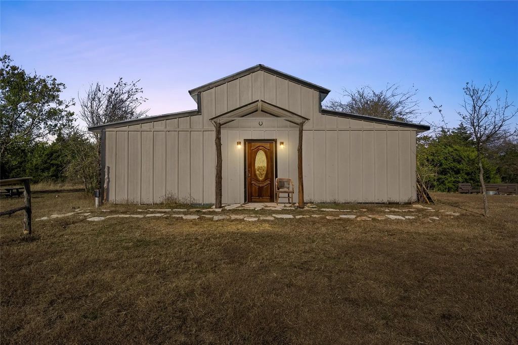 9205 W State Highway 31, Corsicana