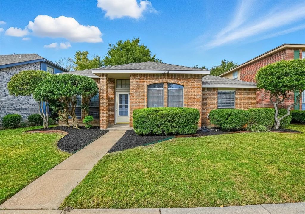 7709 Radford Circle, Plano