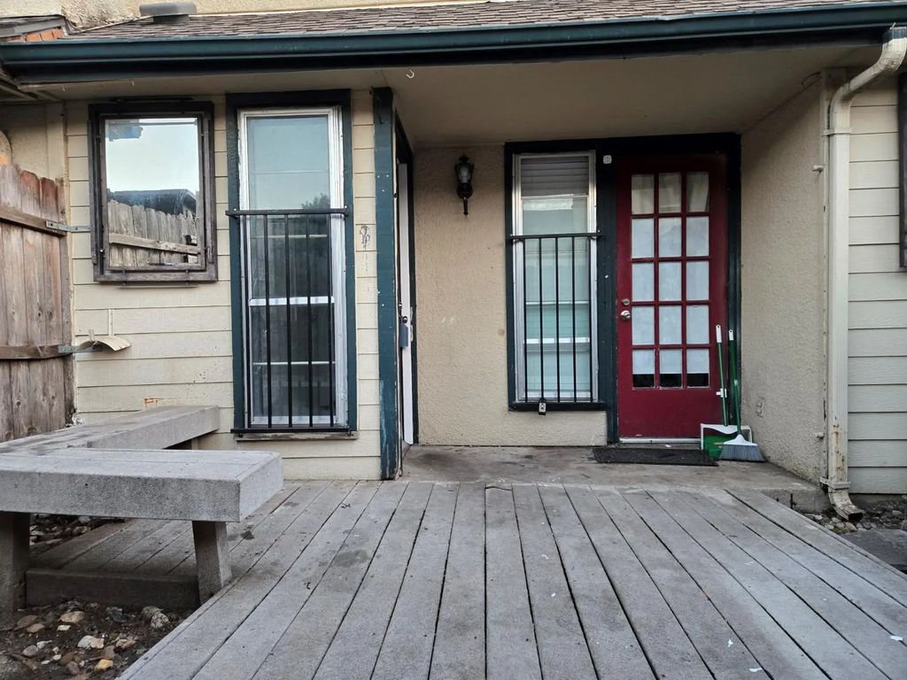 7155 Fair Oaks Avenue 27, Dallas