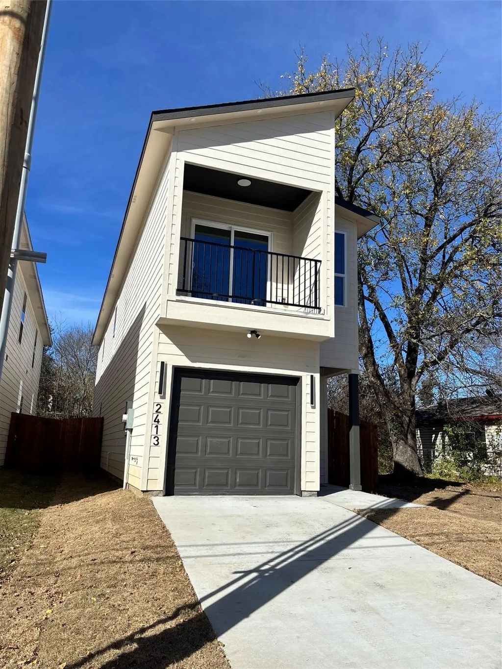 2413 Saint Clair Drive, Dallas