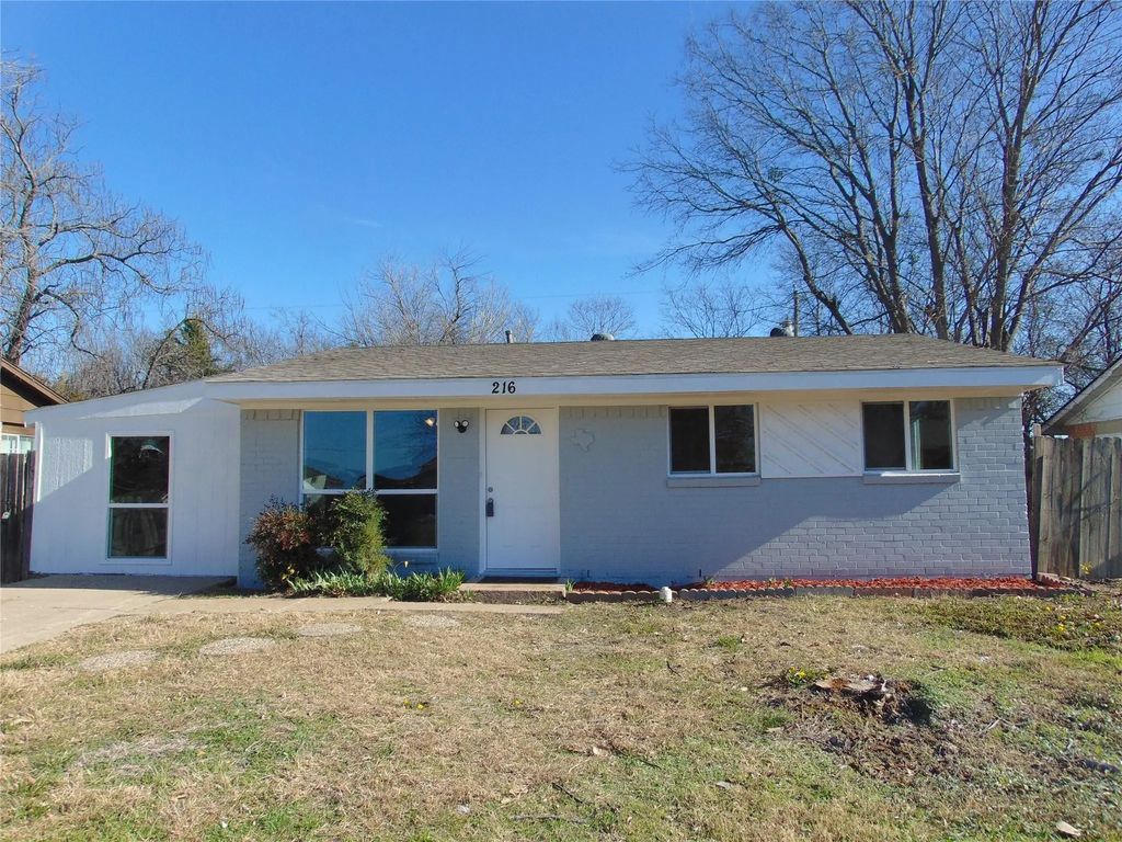 216 Wilmer Heights Drive, Wilmer