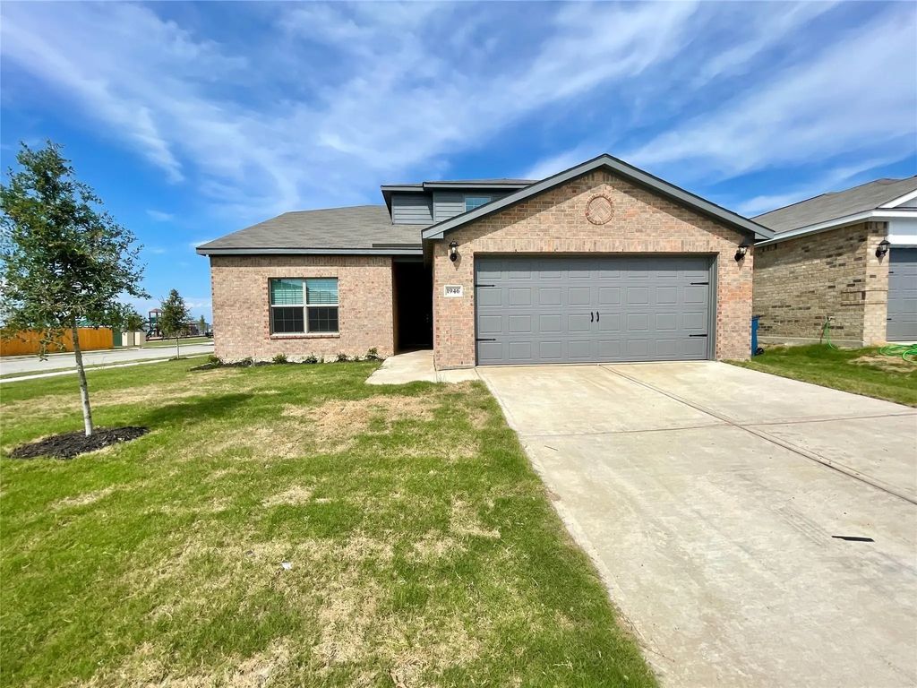 1946 Canterbury Drive, Seagoville
