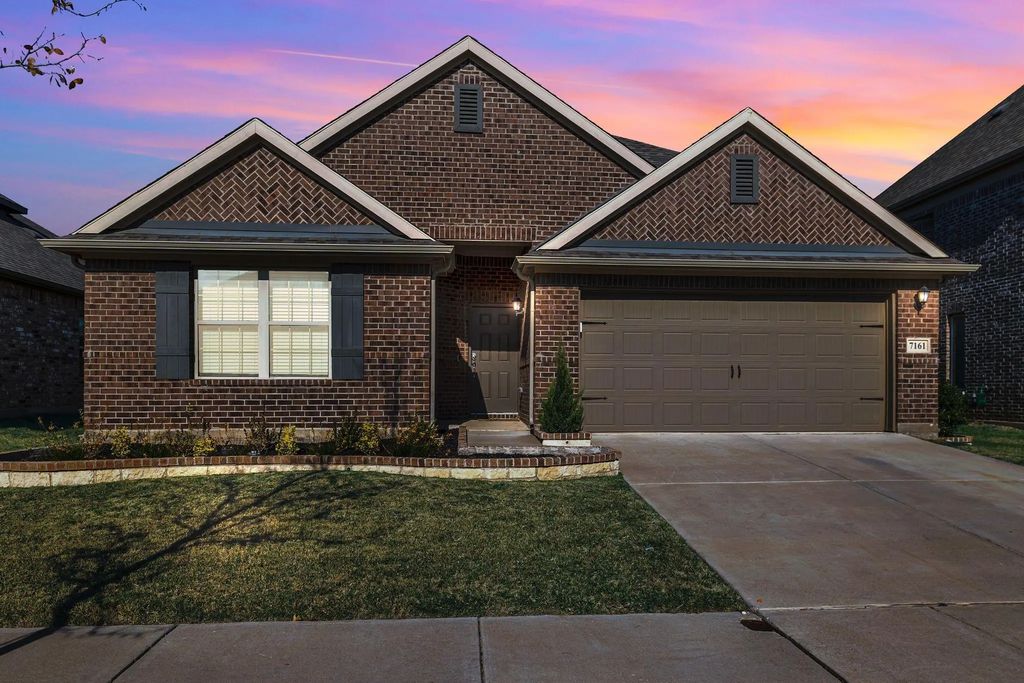 7161 Red Twig Trail, Venus