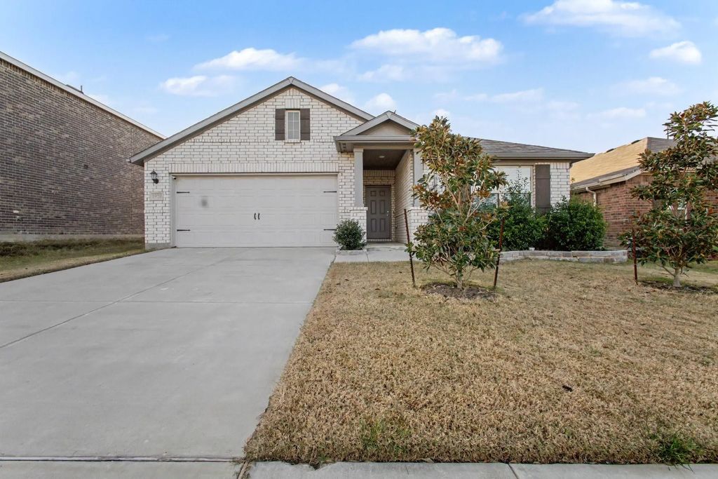 1928 Elderberry Street, Royse City