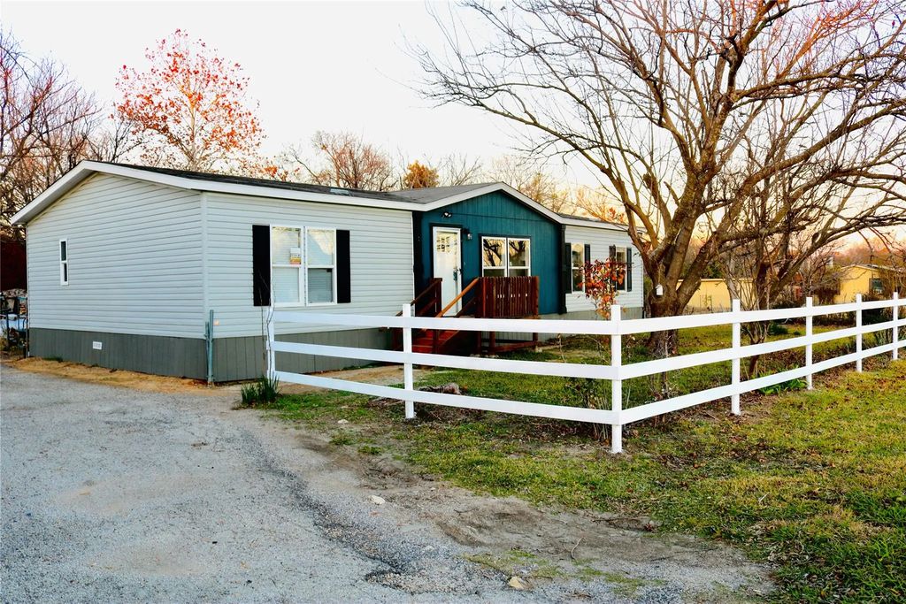 51 Spring Creek Circle, Grand Prairie