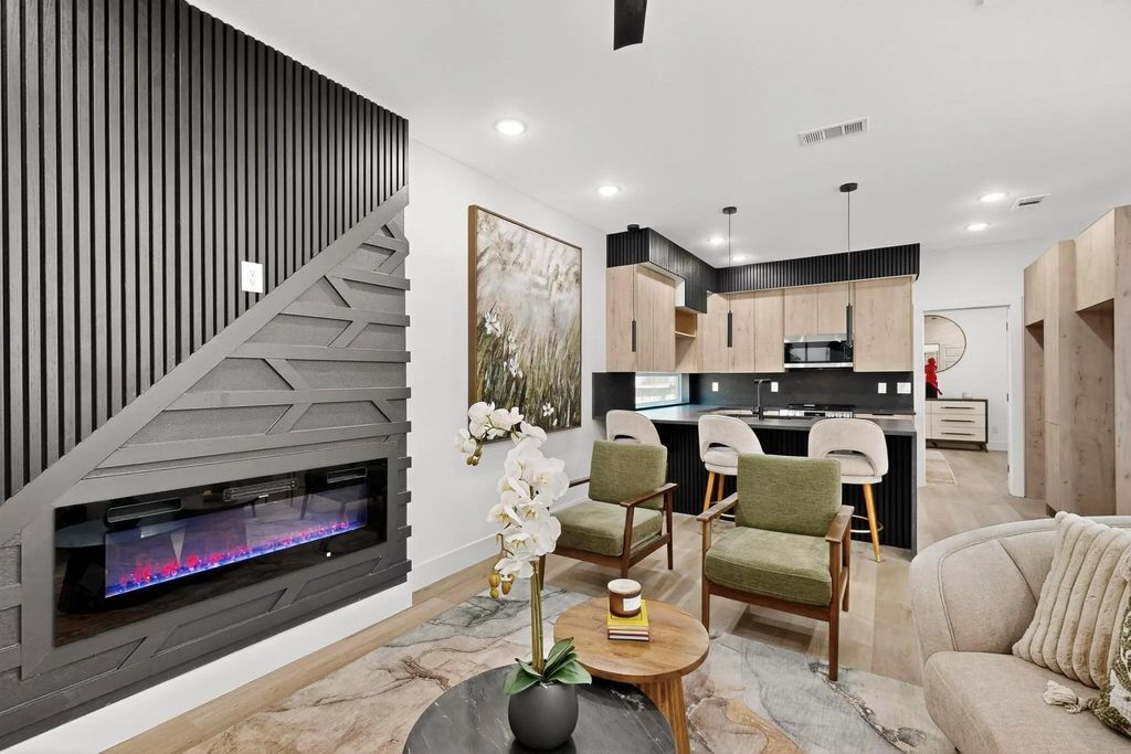 2413 Hooper Street, Dallas