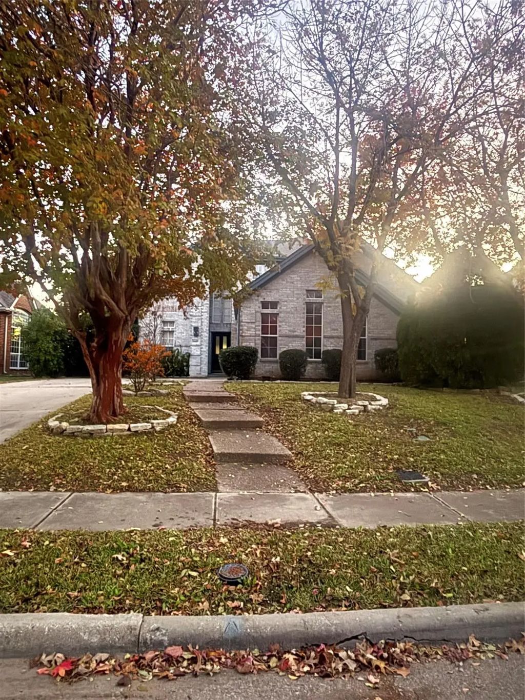 10409 Waters Drive, Irving