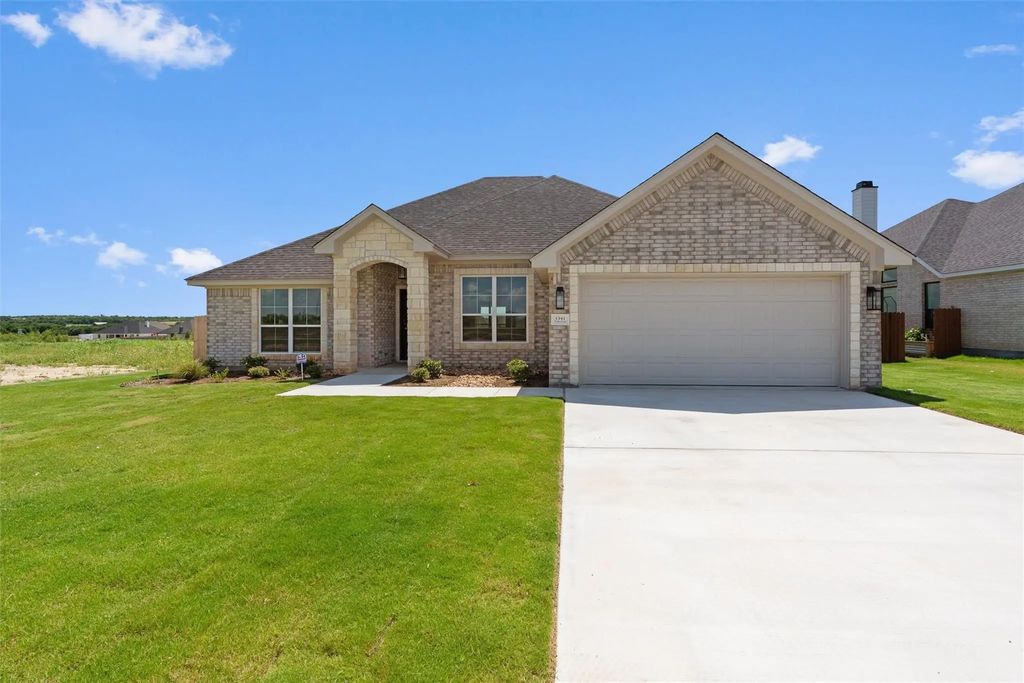 1341 Promised Land Road, Hewitt