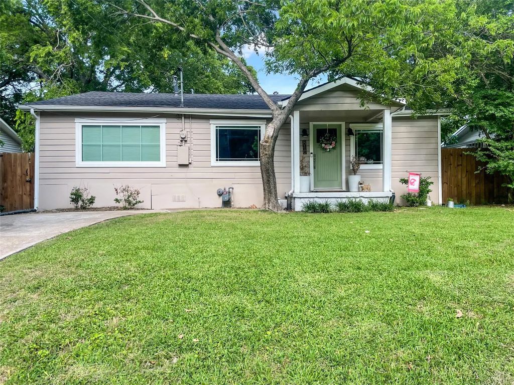 810 N Alamo Road, Rockwall