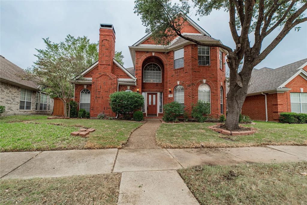 112 Midcrest Drive, Irving