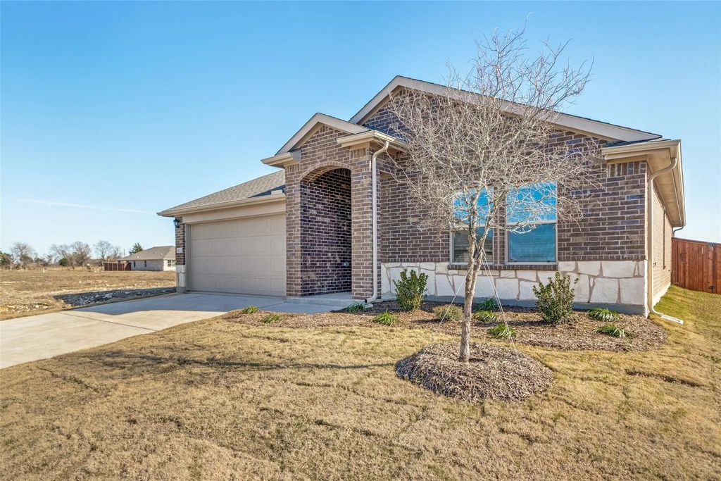 4113 Turquoise Avenue, Celina