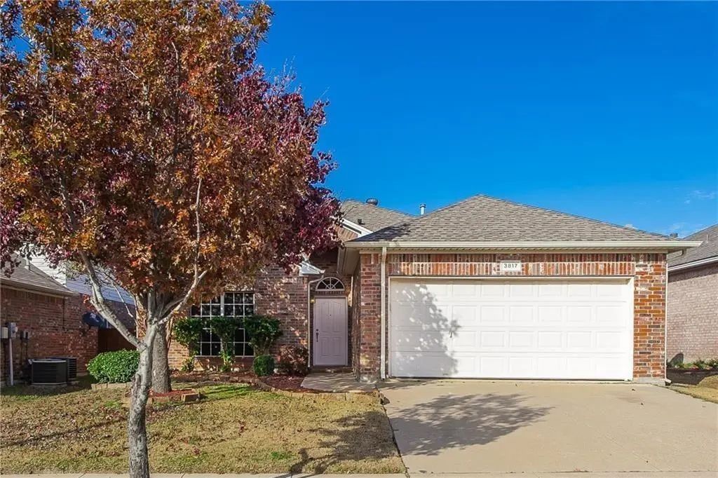 3817 Summersville Lane, Fort Worth