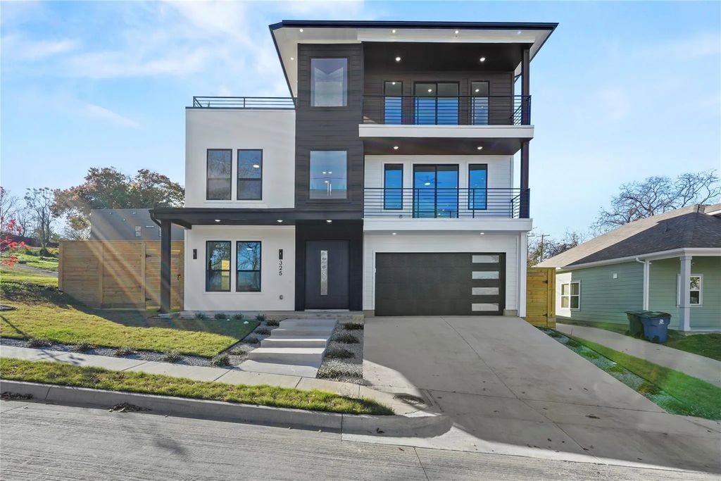 325 N Moore, Dallas