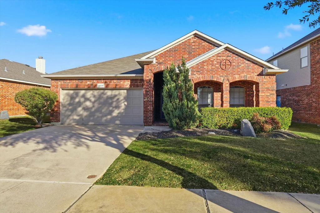 3228 Buckthorn Lane, Denton