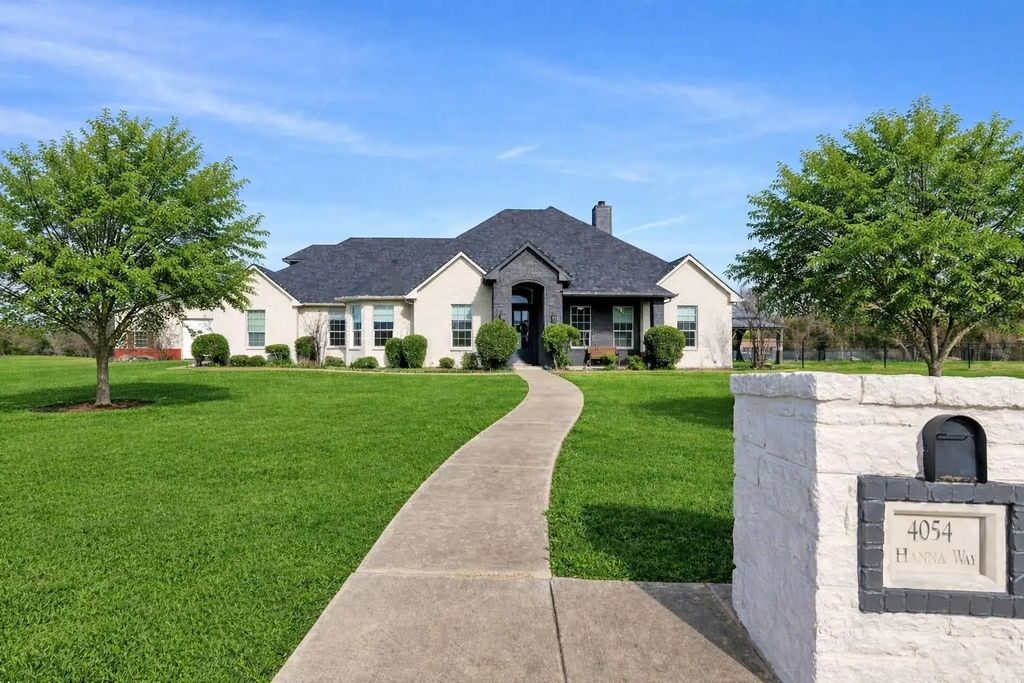 4054 Hanna Way, Royse City