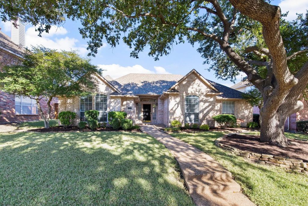 4113 Donnington Drive, Plano