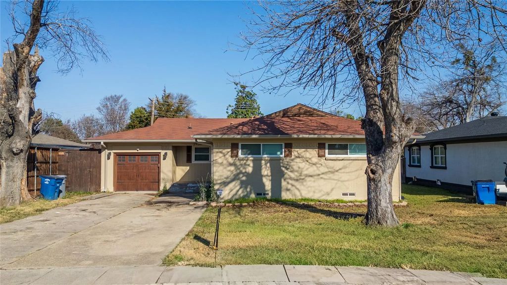 2939 Bay Oaks Drive, Dallas