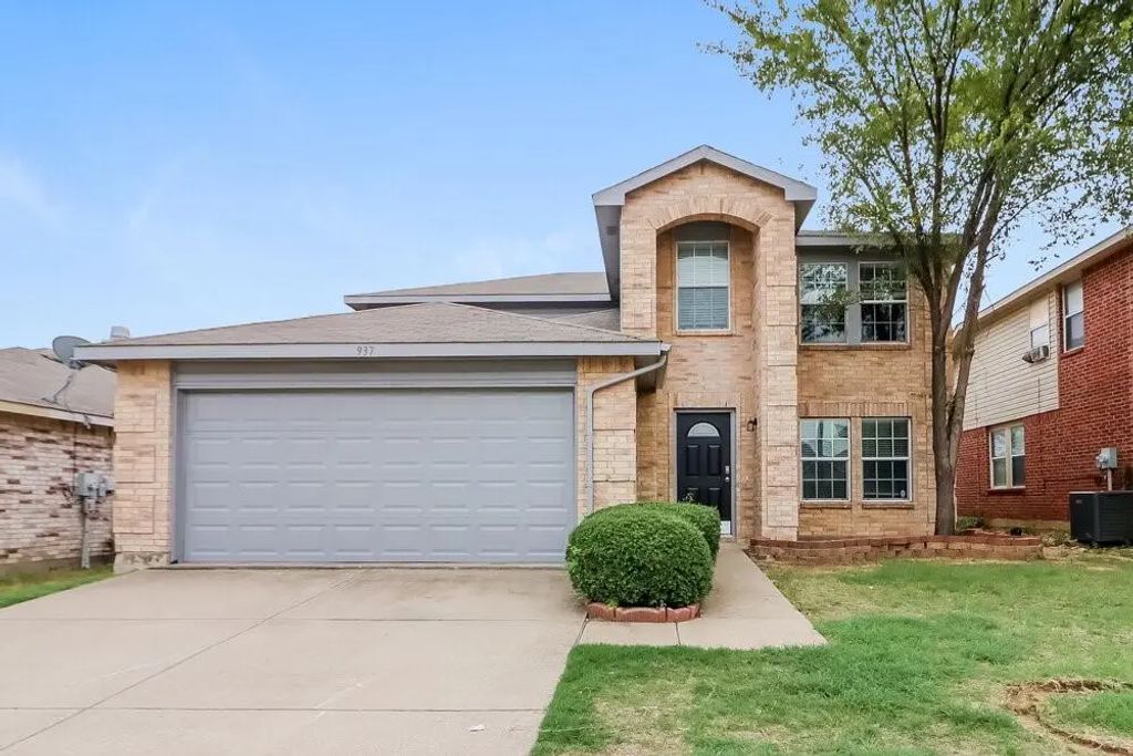 937 Stone Chapel Way, Fort Worth