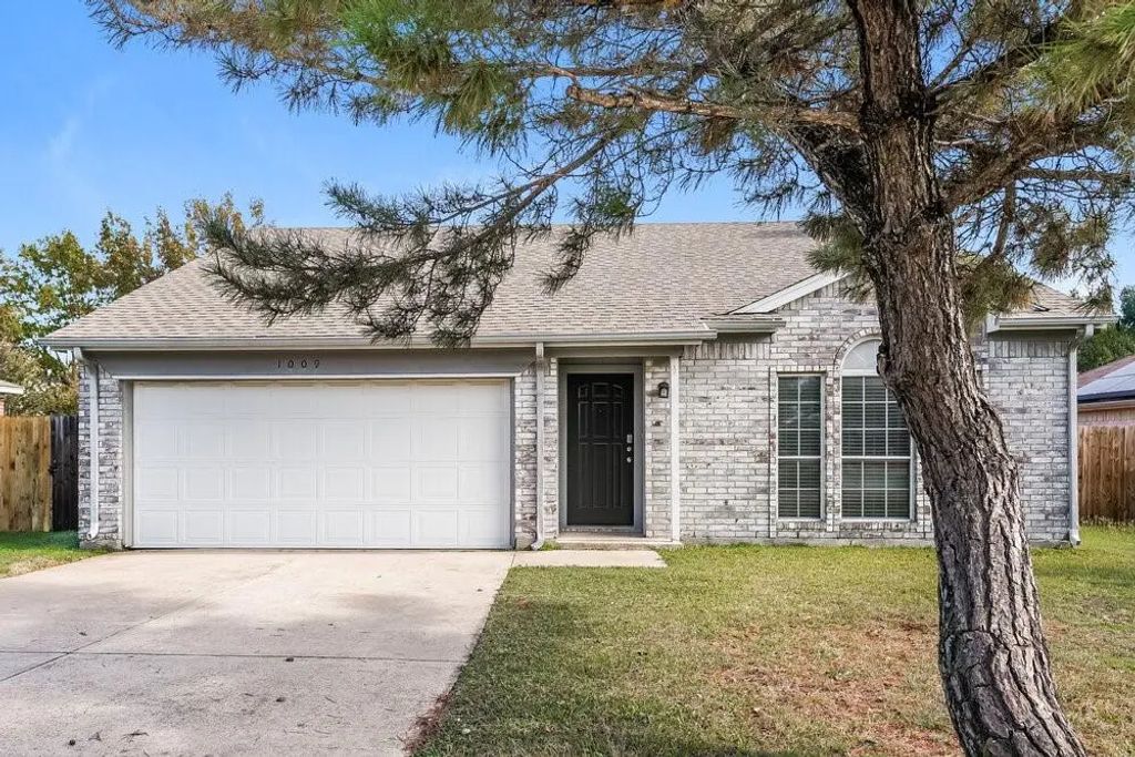1009 Neptune Court, Cedar Hill