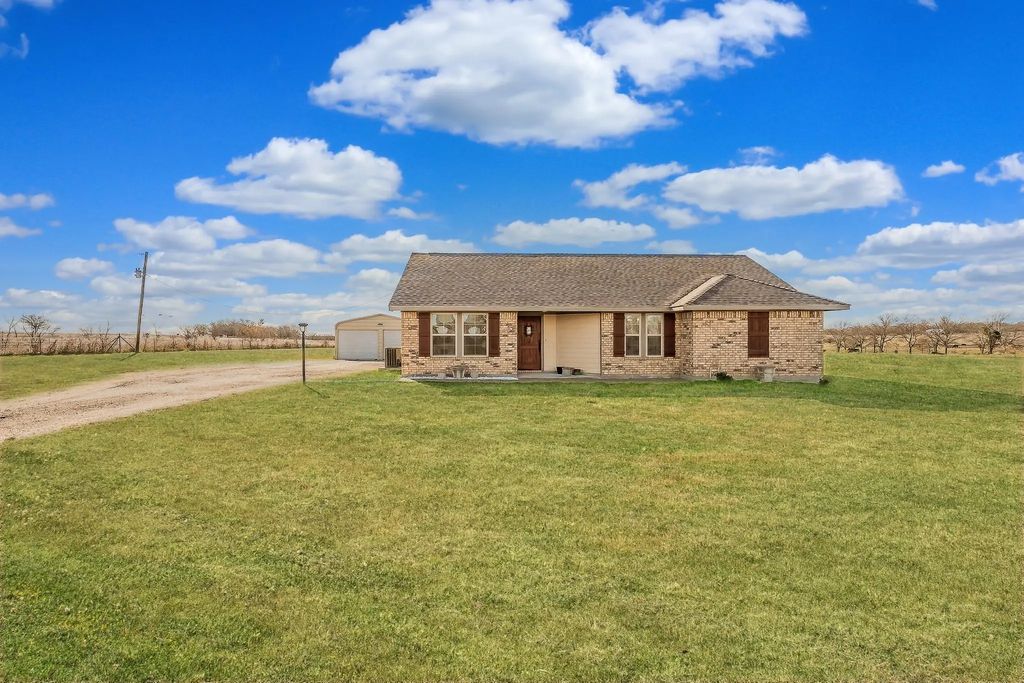 2376 Fm 2264, Decatur