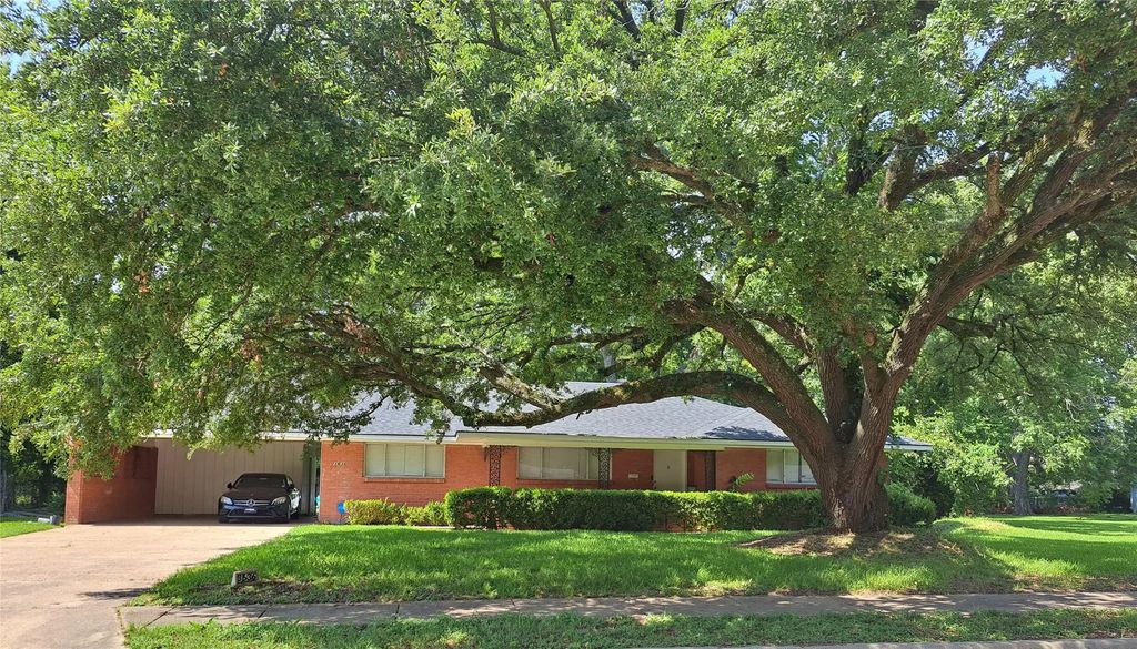 3636 Milton Street, Shreveport