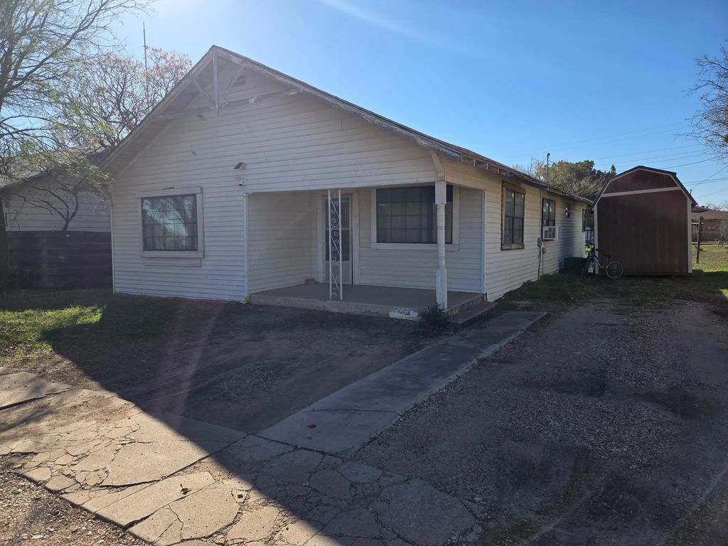 444 Nw Avenue E E, Hamlin