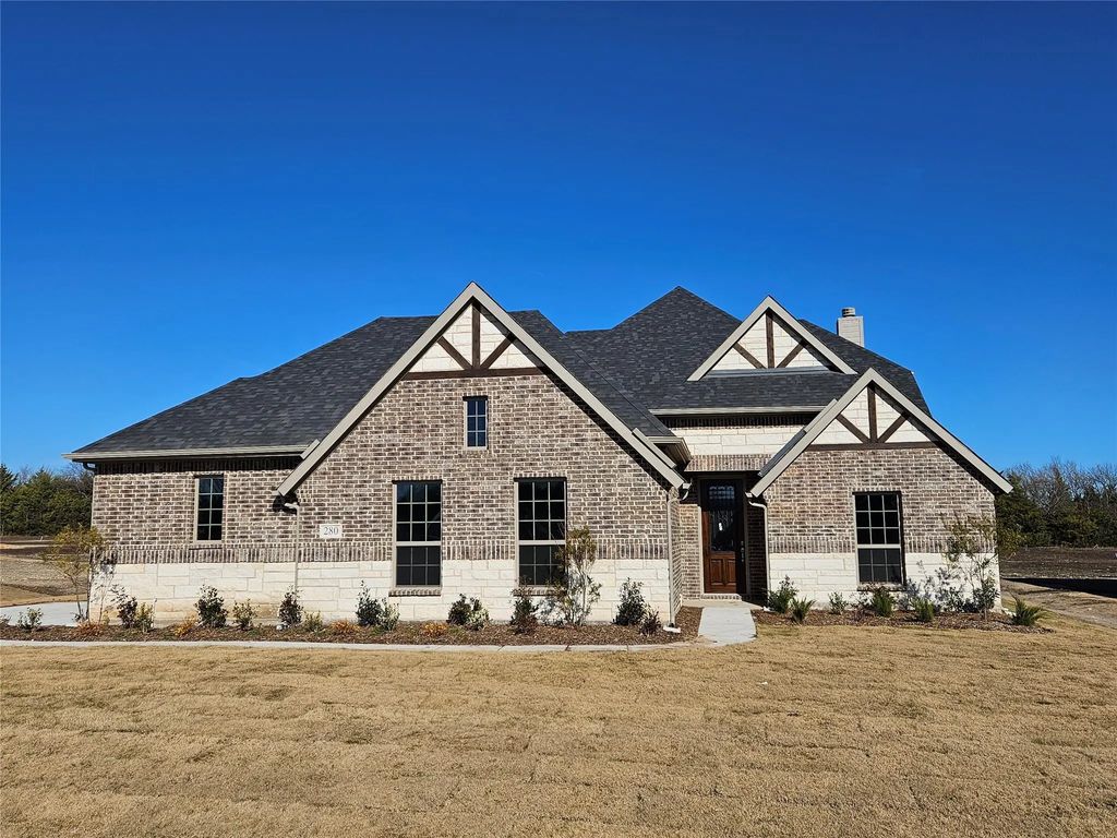 280 Redwood Circle, Trenton