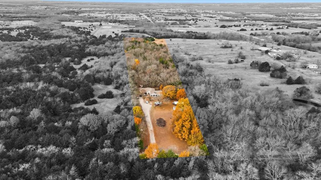 3239 County Road 660, Farmersville