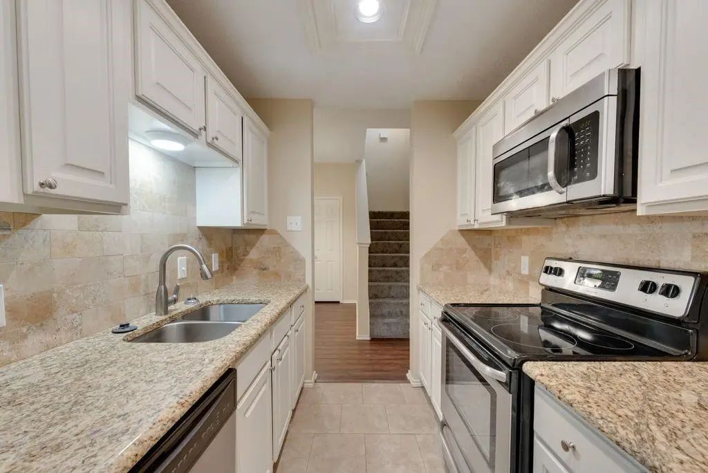 8404 Forest Lane 1104, Dallas