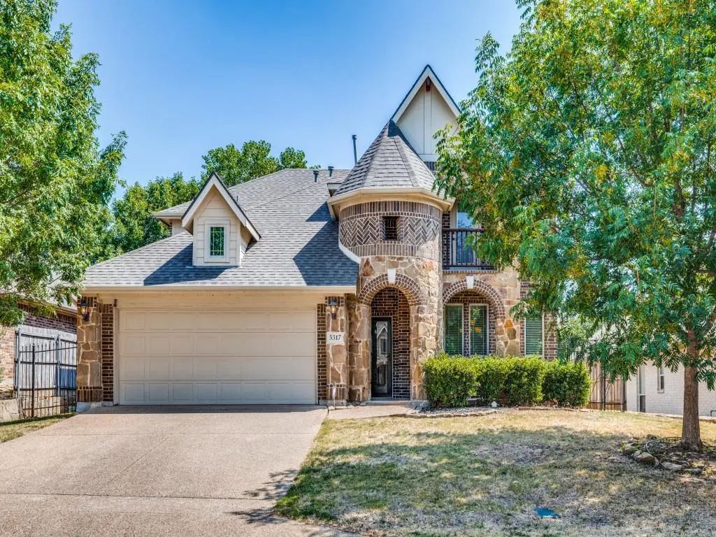 5317 Appalachian Way, Fort Worth