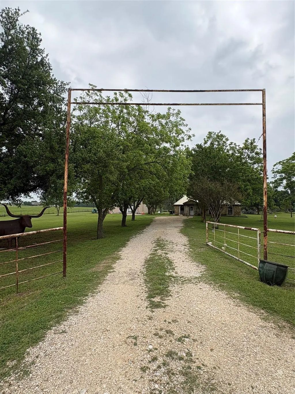 510 Old Sawmill Road, Axtell