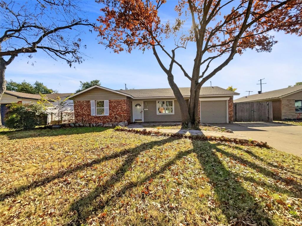 1716 Sylvan Drive, Arlington