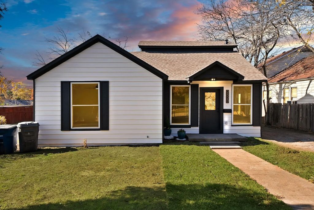 2527 Alaska Avenue, Dallas