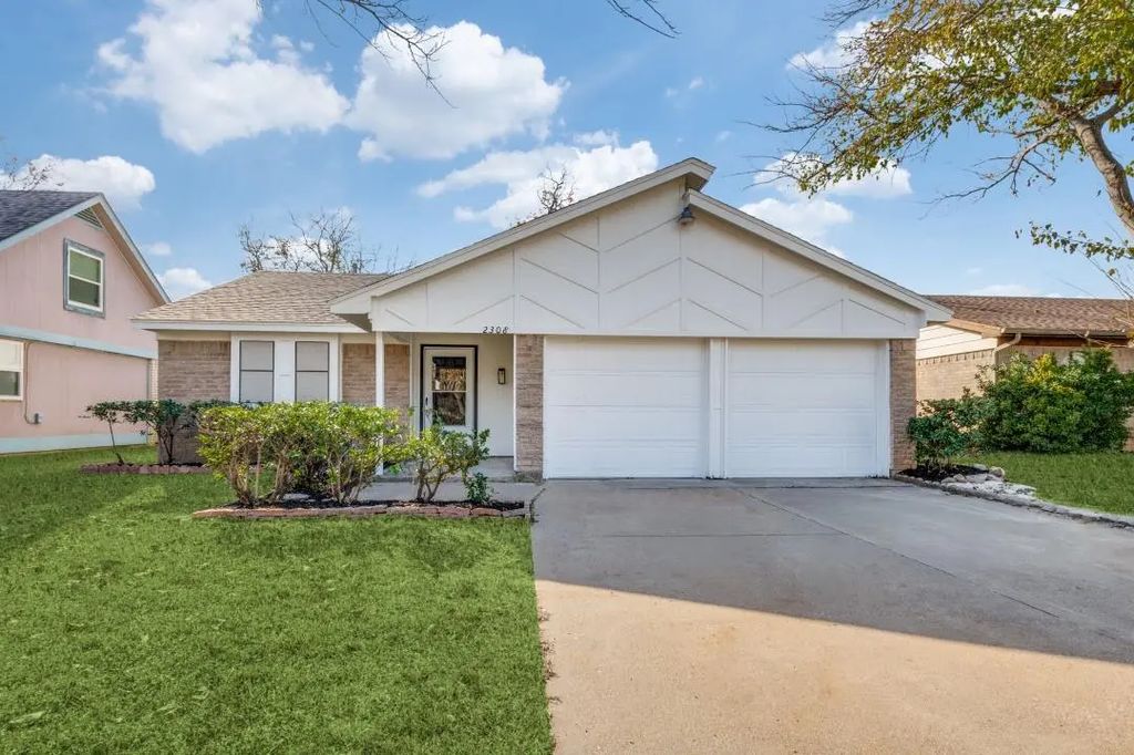 2308 W Oakdale Road, Irving
