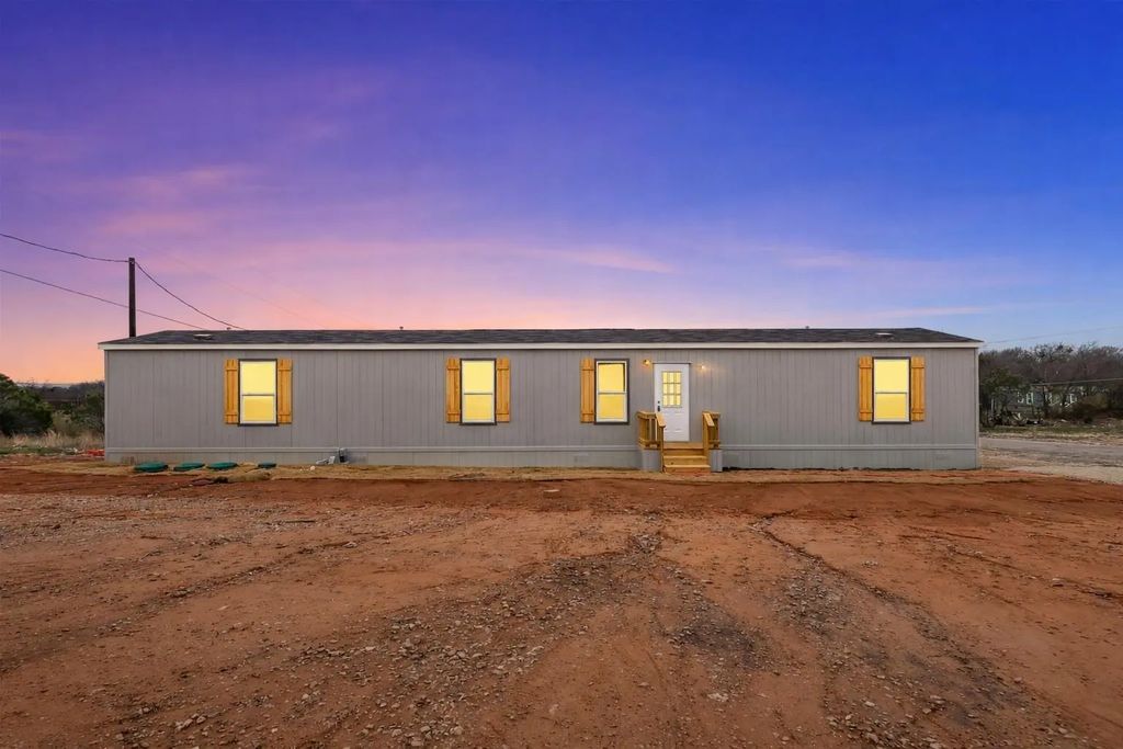 3501 Evergreen Drive, Granbury