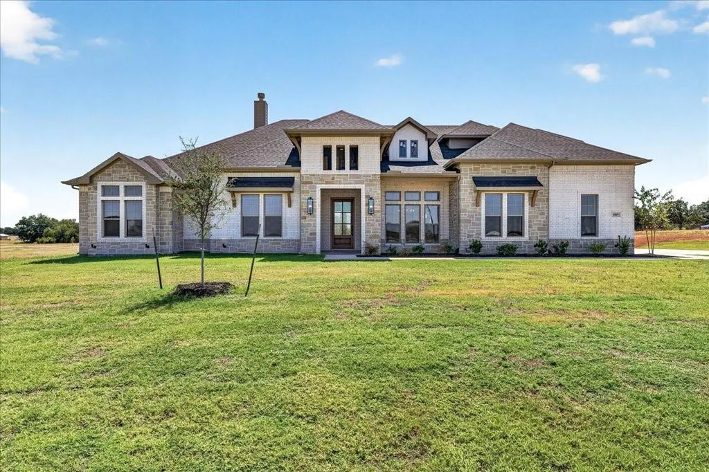1009 Brock Heights, Brock