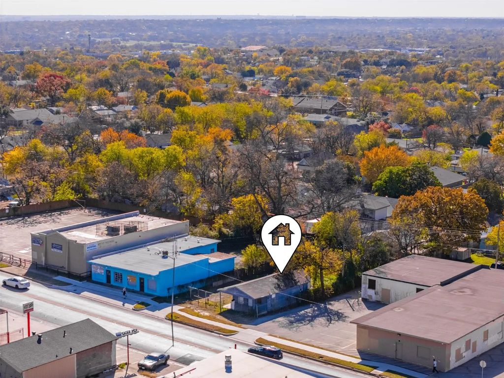 2819 Azle Avenue, Fort Worth