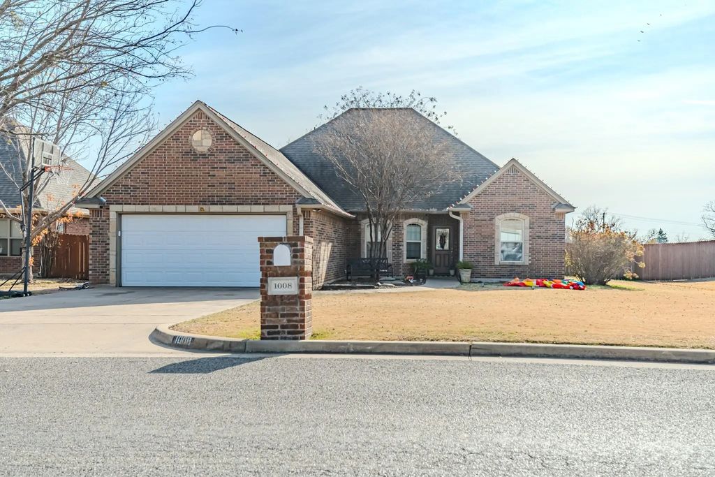 1008 Elk Ridge Drive, Stephenville