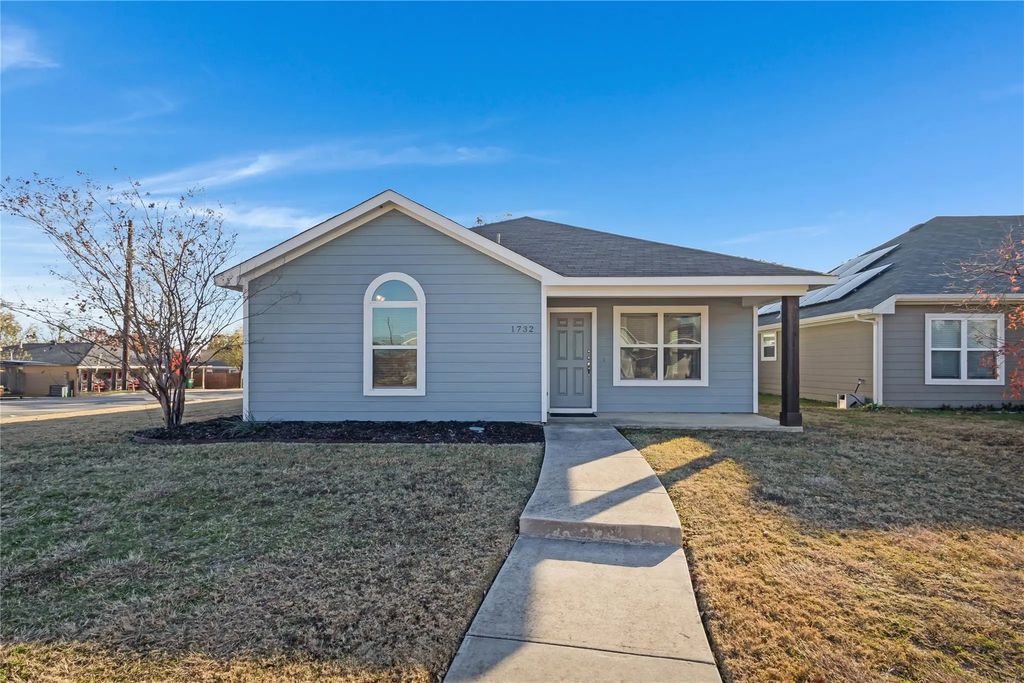 1732 Post Oak Court, Denton