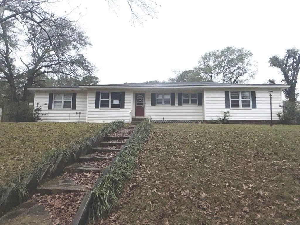 206 Summit Drive, Gilmer