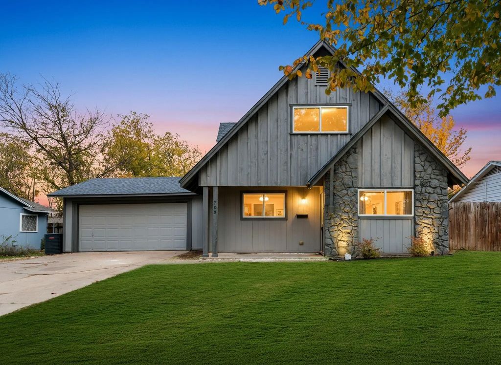 760 Ponderosa Drive, Hurst