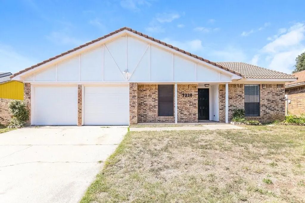7320 Ridge Road W, Fort Worth