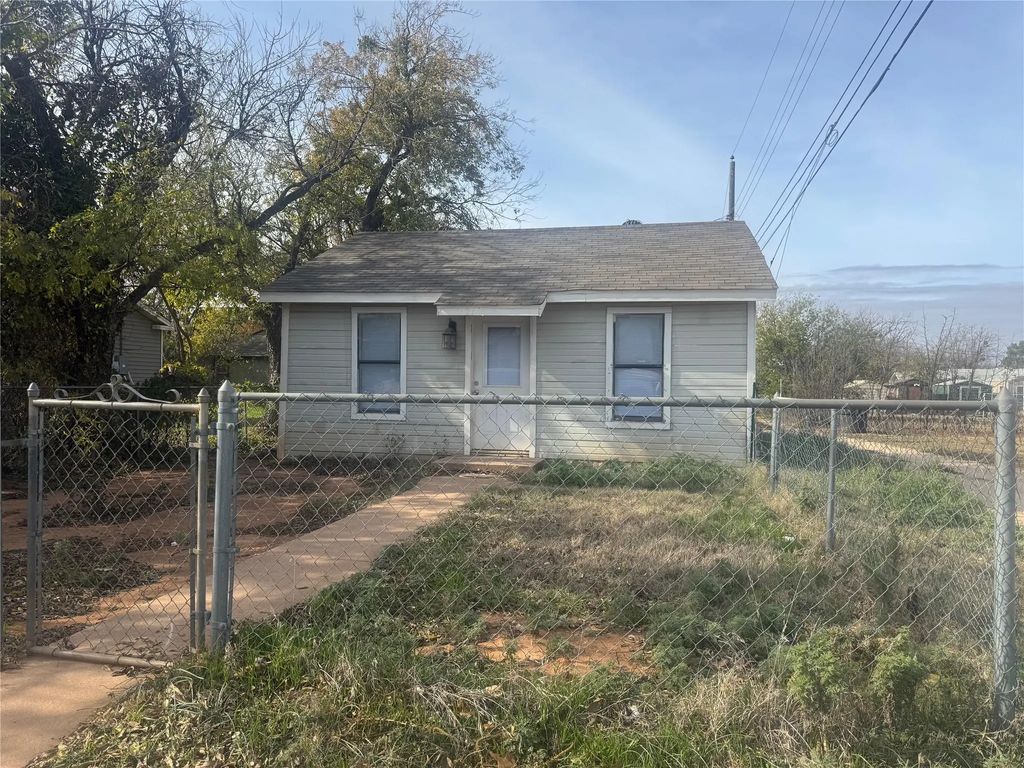 2410 Clinton Street, Abilene
