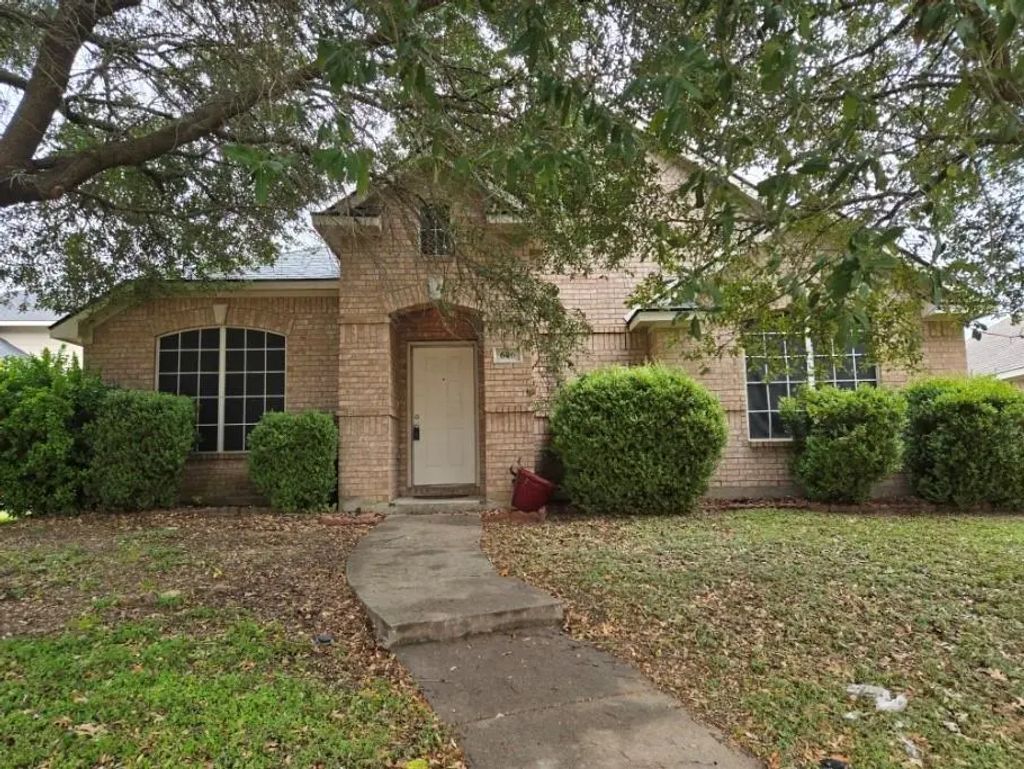 606 Zollman Court, Lancaster