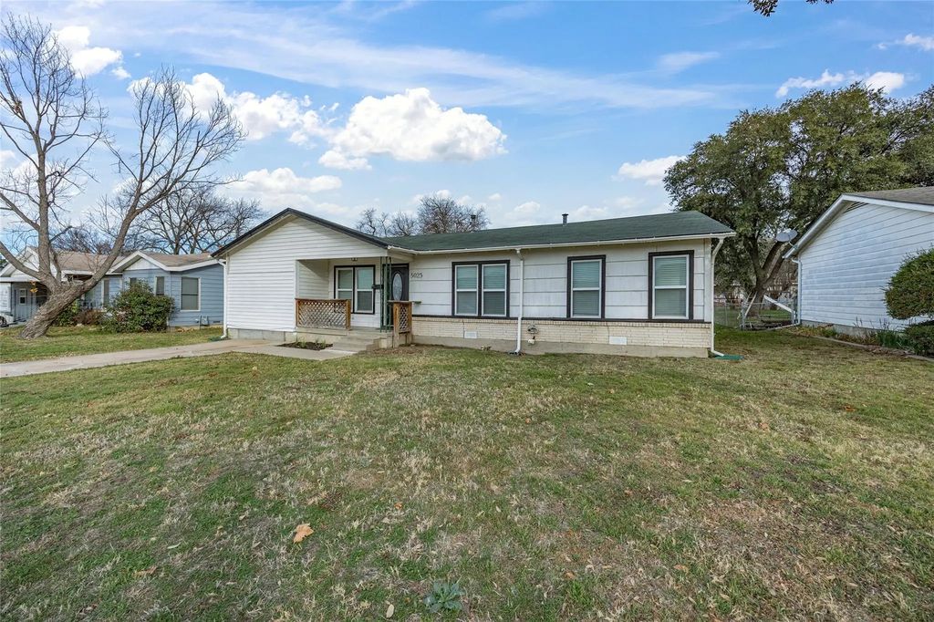 5025 Stephanie Drive, Haltom City