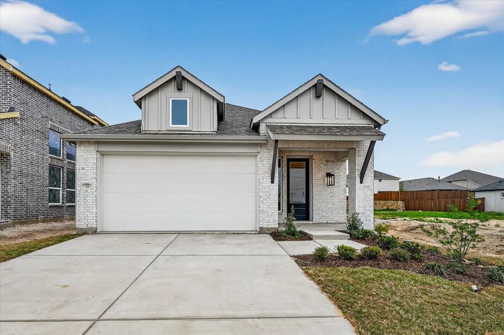 723 Sagebrush Trail, Sherman