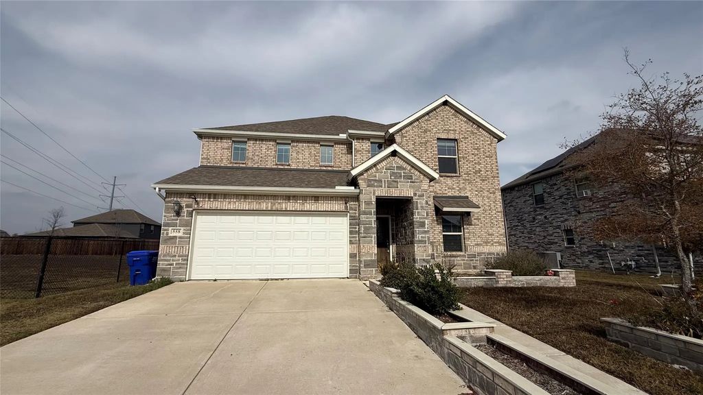 558 Janette Court, Royse City